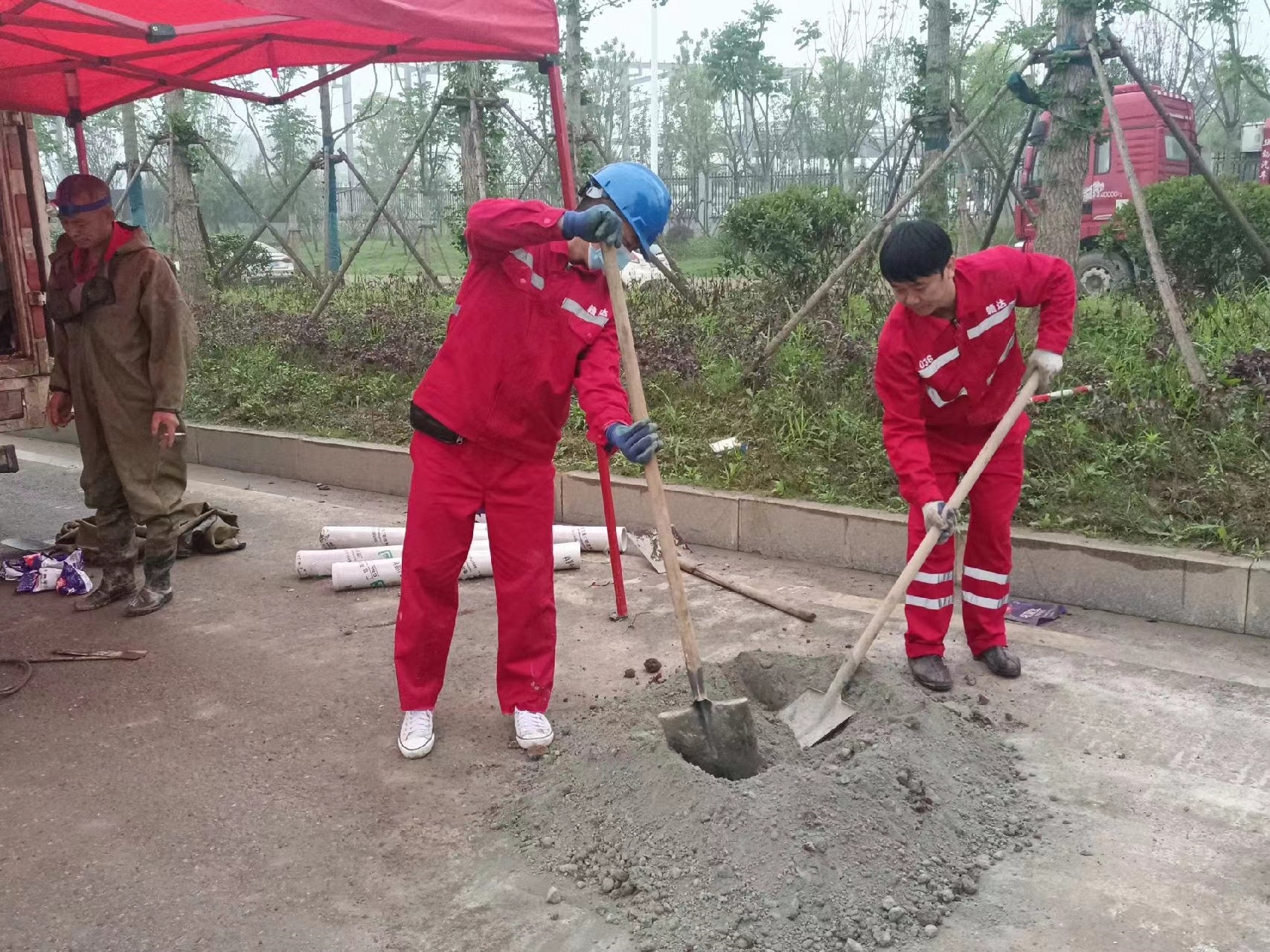 临沧管道疏通哪家好】及时进行市政管道清淤